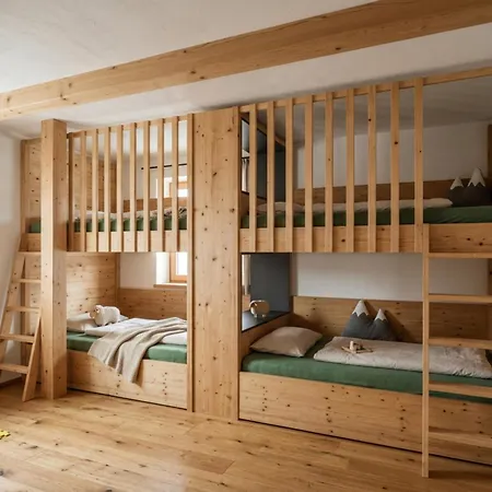 Marschbachhof 2 *